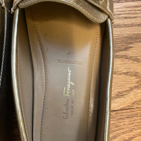 Gold Leather Drivers! - Picture 5 of 9